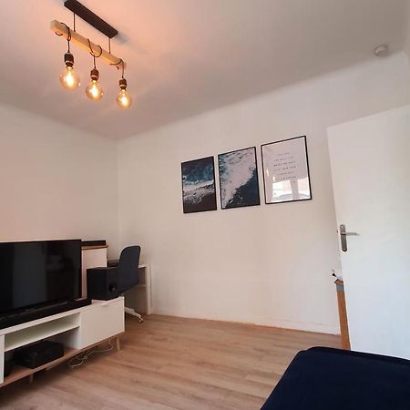 Joli T2- Centre Ville - Parking Gratuit - Wifi Dunkirk ภายนอก รูปภาพ